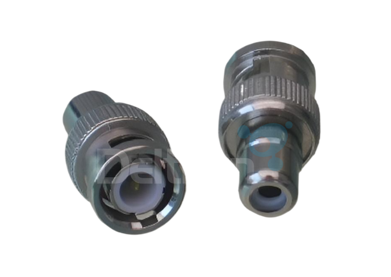 Adapter van BNC-Male naar RCA-Female of van Female tulp stekker naar BNC-Male