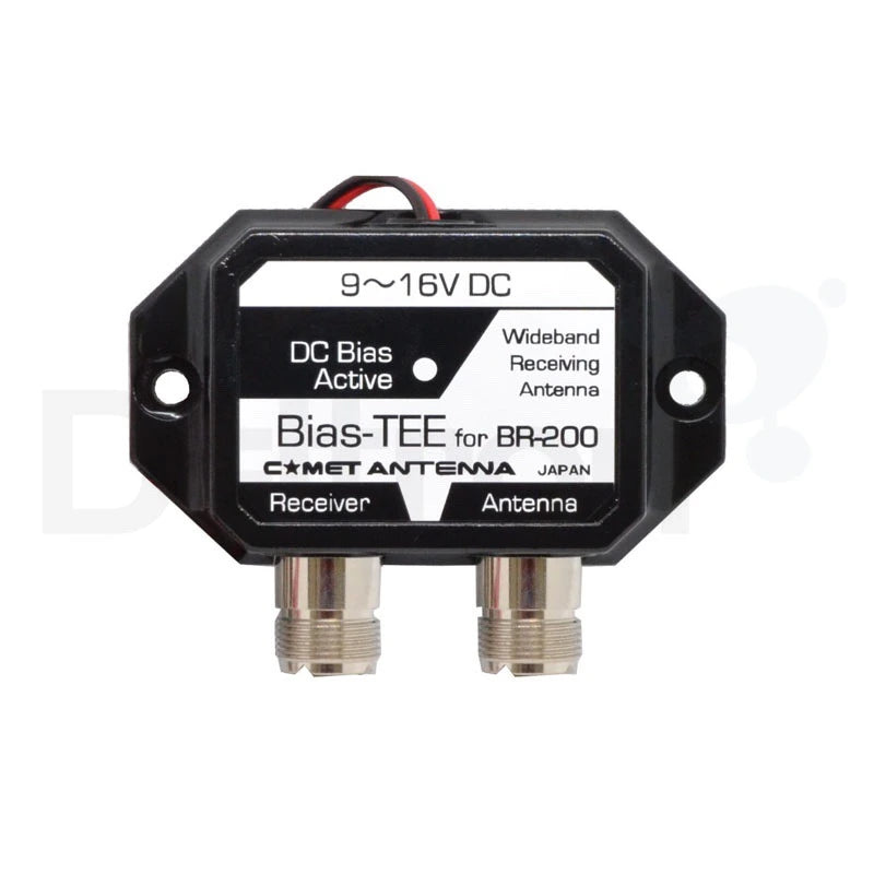 Hier zie je de versterker van de Comet BR-200 breedband basisantenne