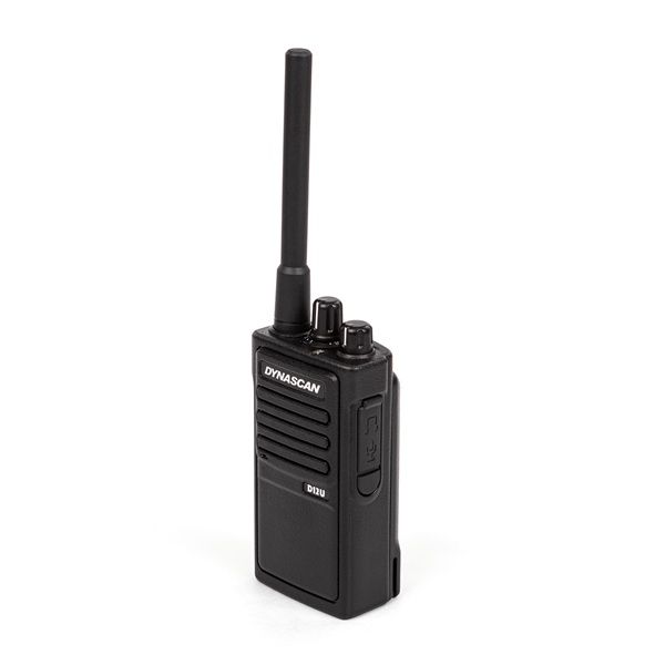 Dynascan DV12U digitale UHF portofoon met DMR schuin van voren gezien