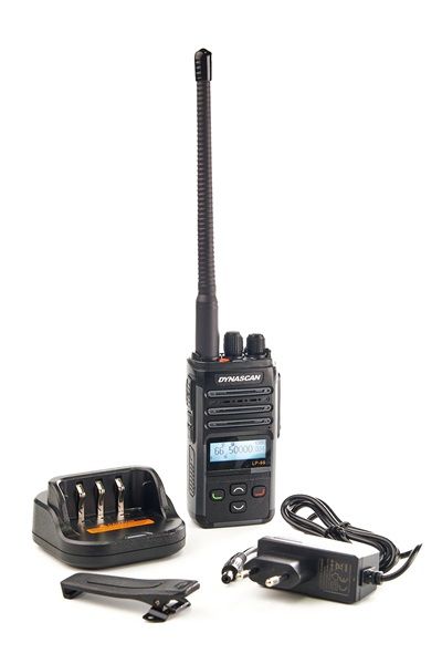 Dynascan LP-66 VHF portofoon met meegeleverd accessoires