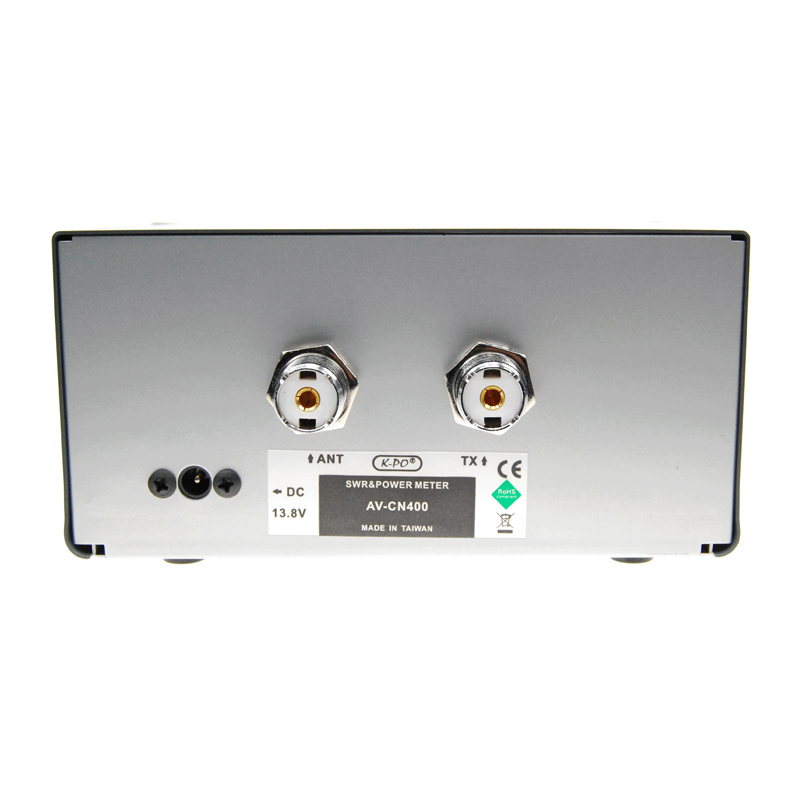 Achterzijde van de K-PO AV-CN400 SWR en watt meter met de twee UHF-Female (PL) aansluitingen