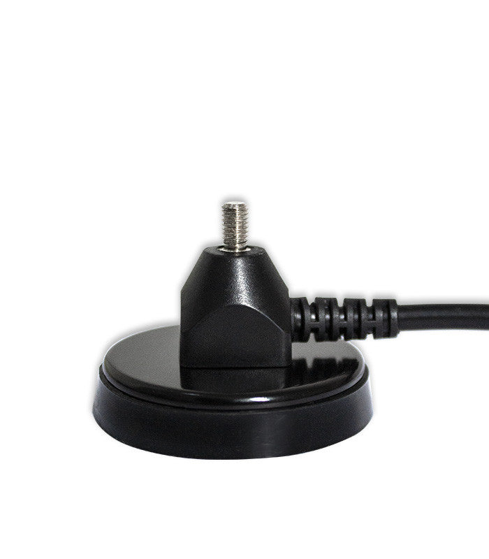 Close up van de Komunica mini magneetvoet van de KP-serie antennes voor de uhf en vhf band