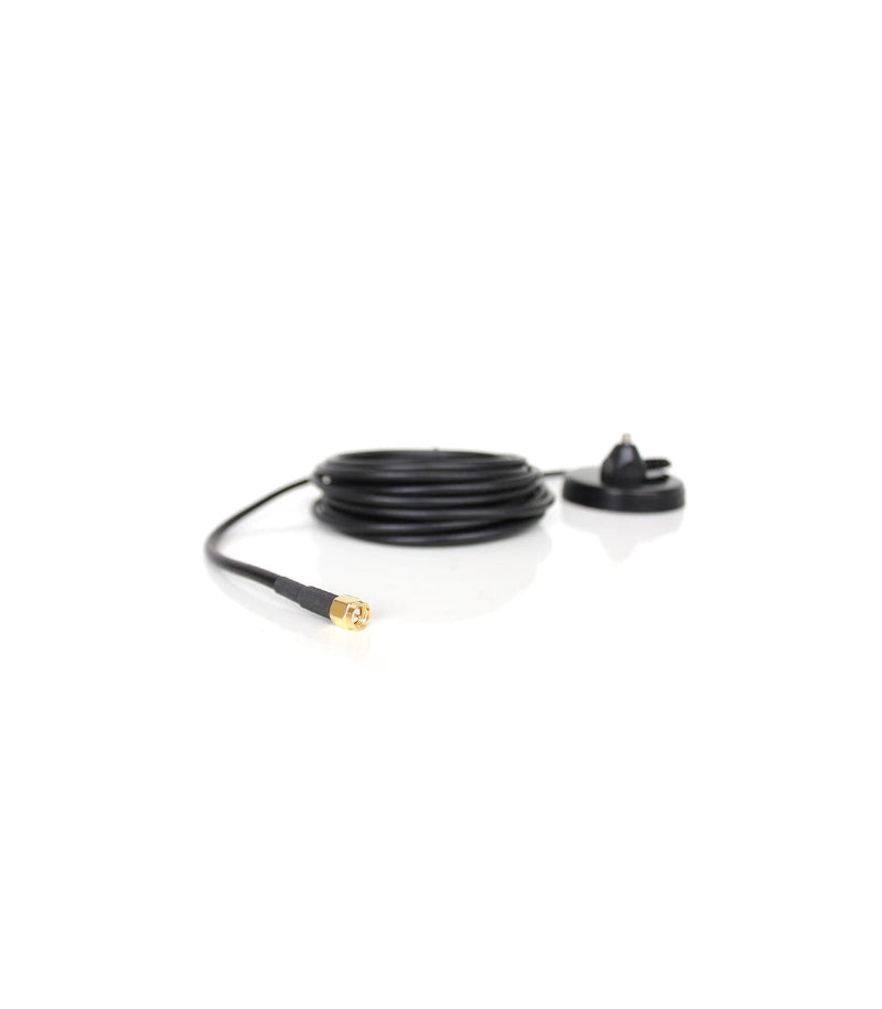 Zwarte antennevoet met rubberen bescherming en RG58 coaxkabel