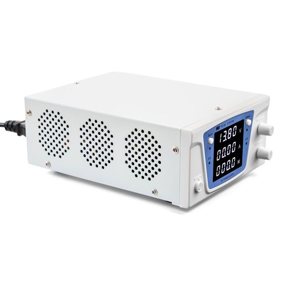 Zijkant van de MFJ PC305 digitale voeding met daar de ventilatie roosters voor koeling