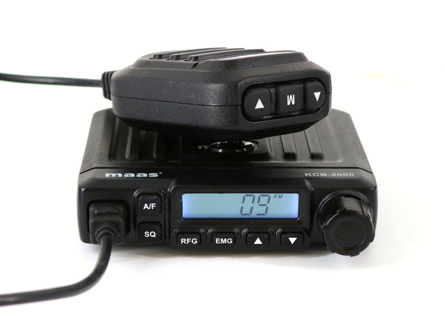 Maas KCB-2000 27MHz met helder LCD-scherm, 40 AM/FM-kanalen, en VOX-microfoon