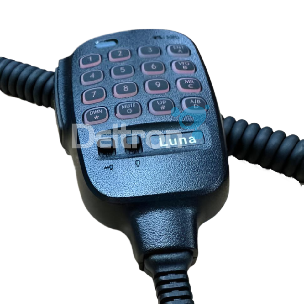 Multifunctionele handmicrofoon van de Moonraker Luna UHF/VHF transceiver
