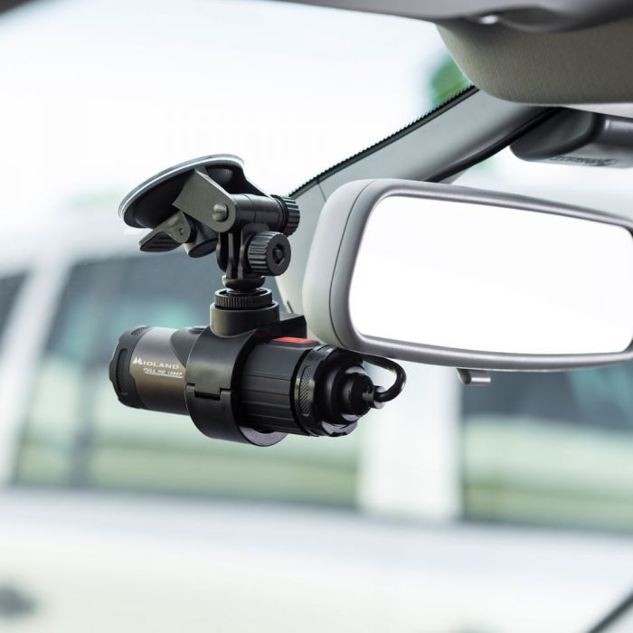 Motorcamera bike guardian wifi bevestigd aan de vooraam van een personenauto met zuignap