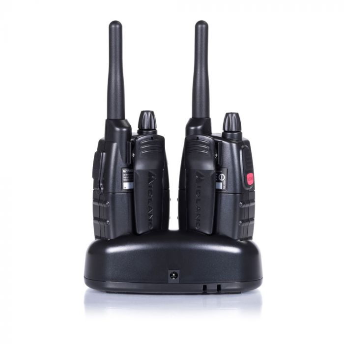 mdiland G7 Pro set van twee PMR446 portofoons die in een desktop lader staan