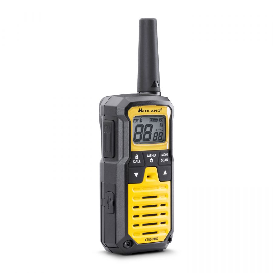 Midland XT50 Pro PMR446 portofoon in de kleuren geel en zwart met toetsen, display en antenne