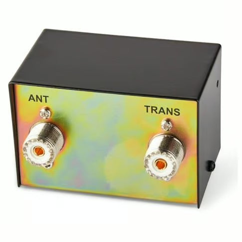 Moonraker SWR-125 SWR- en Watt meter achterzijde met de aansluitenen