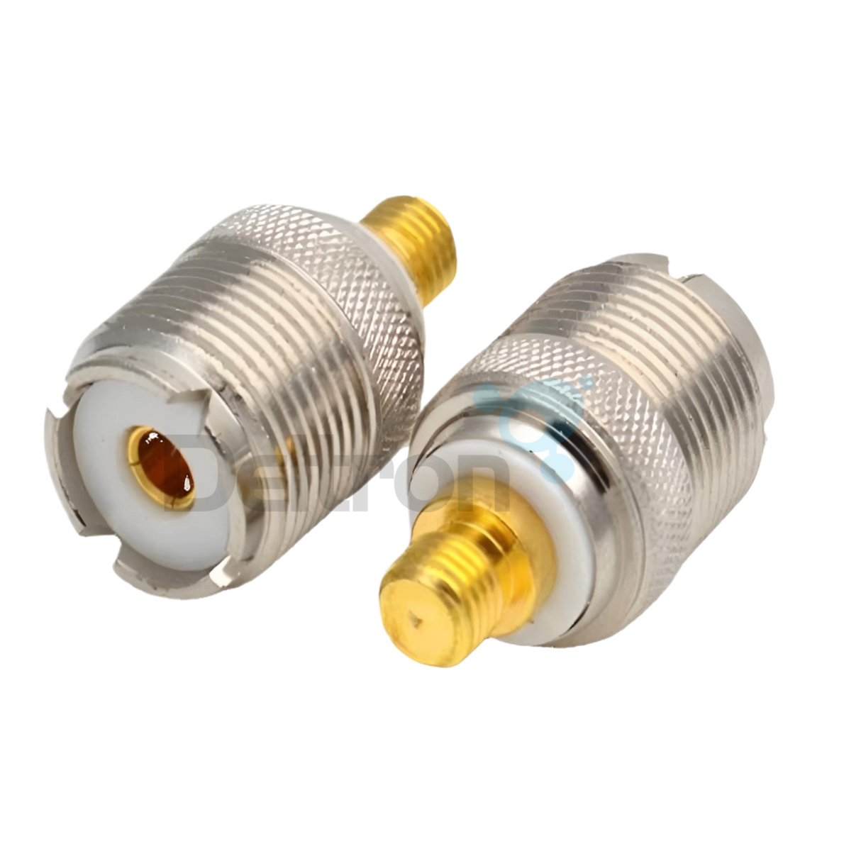 Motorola antenne adapter UHF-Female voor de Motorola DP2000-, DP3000-, DP4000-serie of de R2