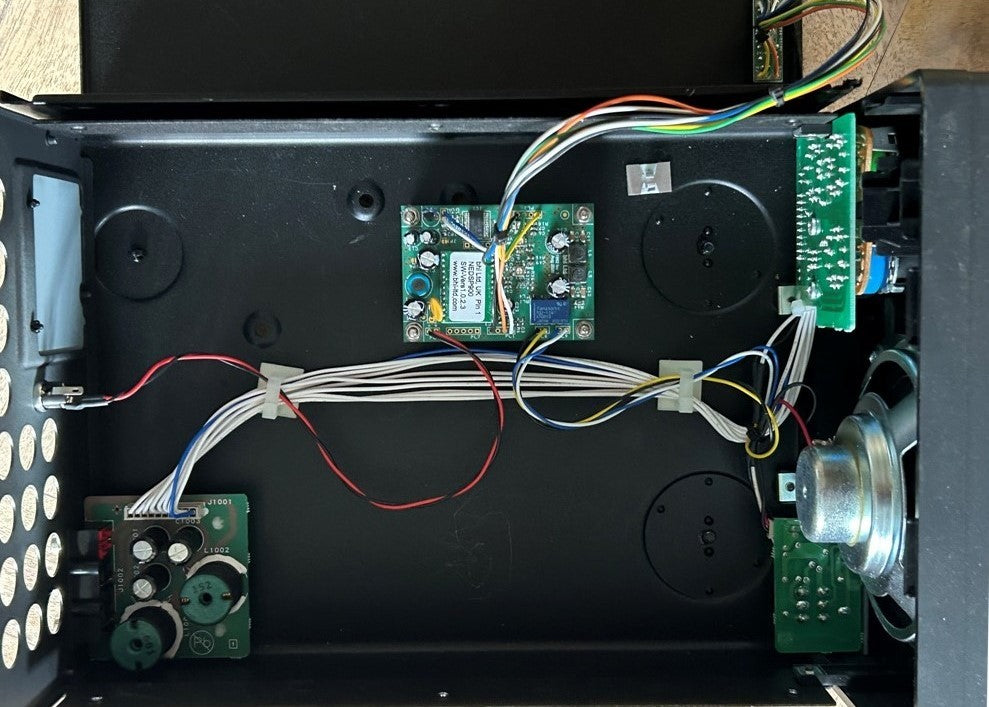 Voorbeeld van een ingebouwde BHI NEDSP1962-KBD noise cancelling module