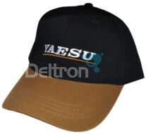 Originele Yaesu 2024 pet in zwart met goudbruin voorzien van een witte merkopdruk Yaesu.