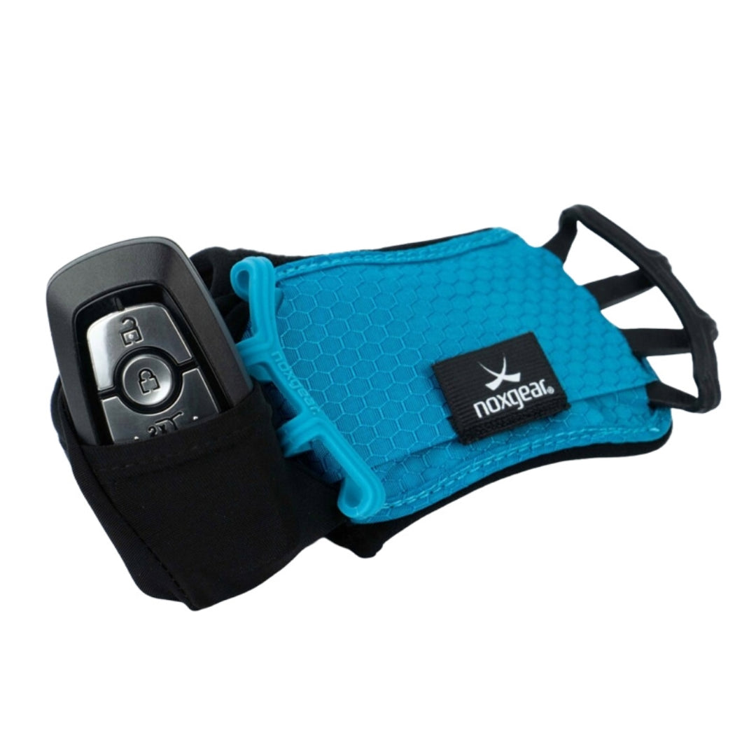 Noxgear smartphone houder met opbergruimte voor autosleutel of huissleutel