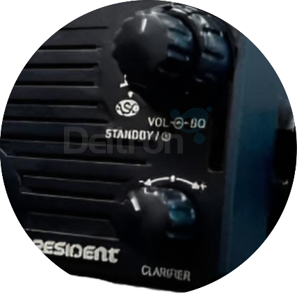 Close-up President Jack-II compacte mobiele 27MC transceiver AM, FM en SSB en groot helder disolay