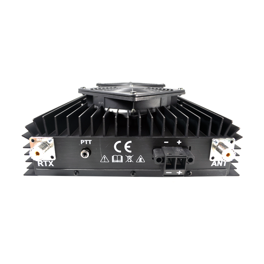 RM HLA-305V Plus 'Black Line' lineaire versterker met een frequentiebereik van 1,5 tot 30MHz en een maximaal vermogen van 250 Watt 