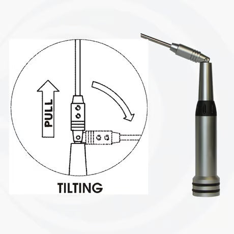 Sirio HP-7000C mobiele UHF antenne waarvan het bovenste deel kantelbaar is