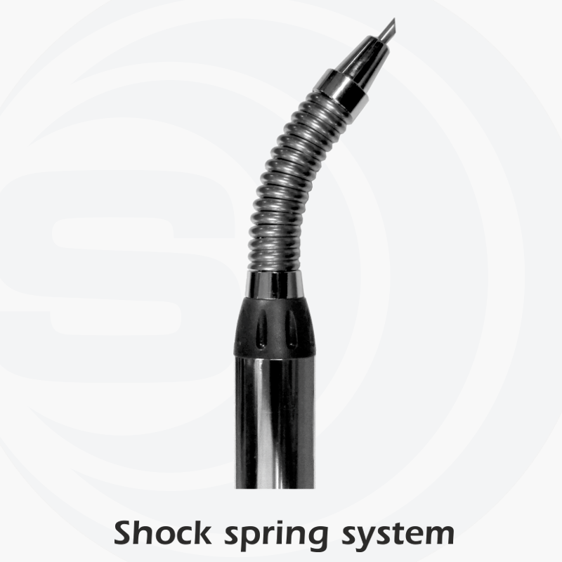 Gebogen flexibel onderdeel op de Sirio HP-S 36-174 2m VHF antenne