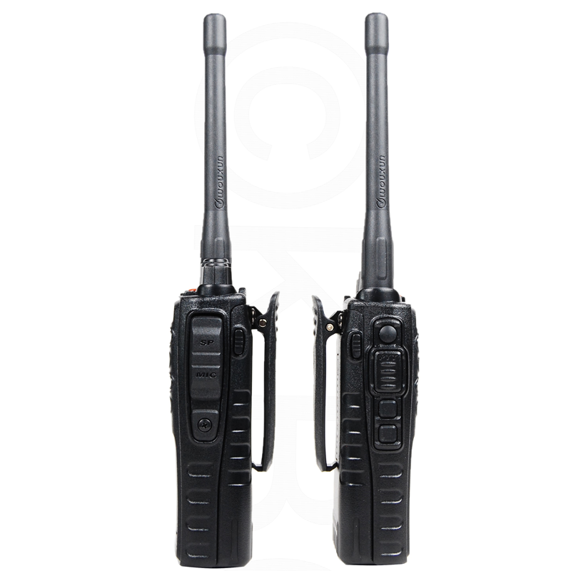 Beide zijkanten van de Wouxun KG-D26 PMR446 portoofon met antenne en riemclip