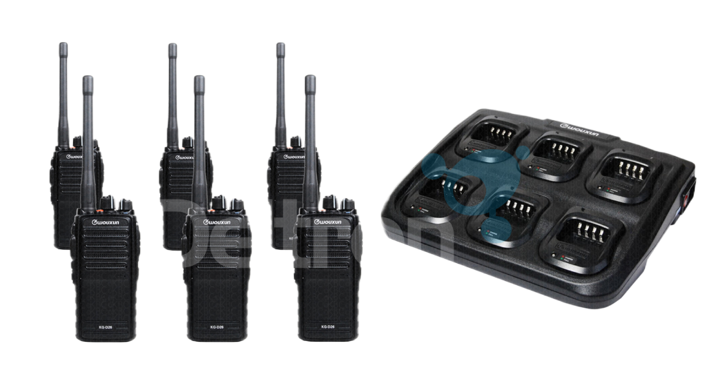 PMR446 set van zes Wouxun KG-D26 portofoons met een zesvoudige oplader