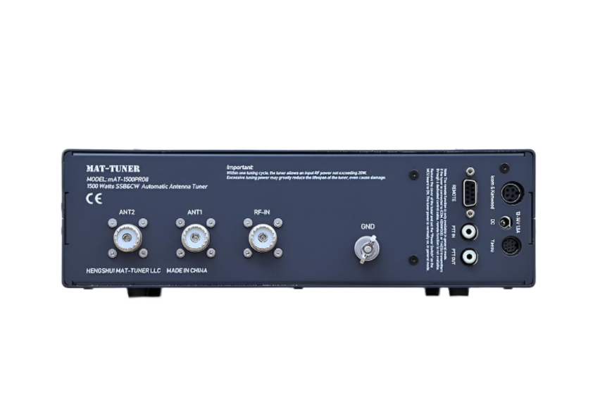 Achterzijde mAT-1500-Pro-2 automatische antenne tuner geschikt voor Yaesu, Icom, Kenwood en algemeen gebruik