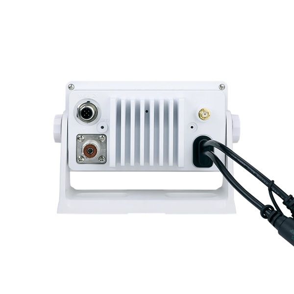 Achterzijde van de Uniden UM-725GBT marifoon