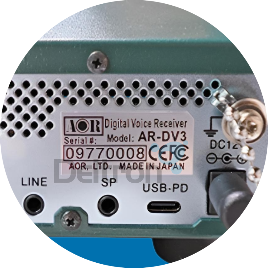 Detailfoto achterzijde AOR AR-DV3 digitale scanner met aansluitingen Line, SP, USB-PD, DC12