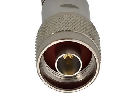 N-male connector voor RG8X coaxkabel