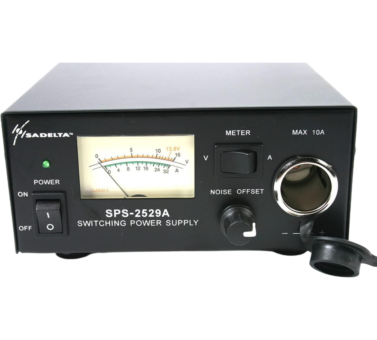 Sadelta SPS-2529a voeding met detail van de sigarettenaansteker aansluiting (CPL) aan de voorzijde