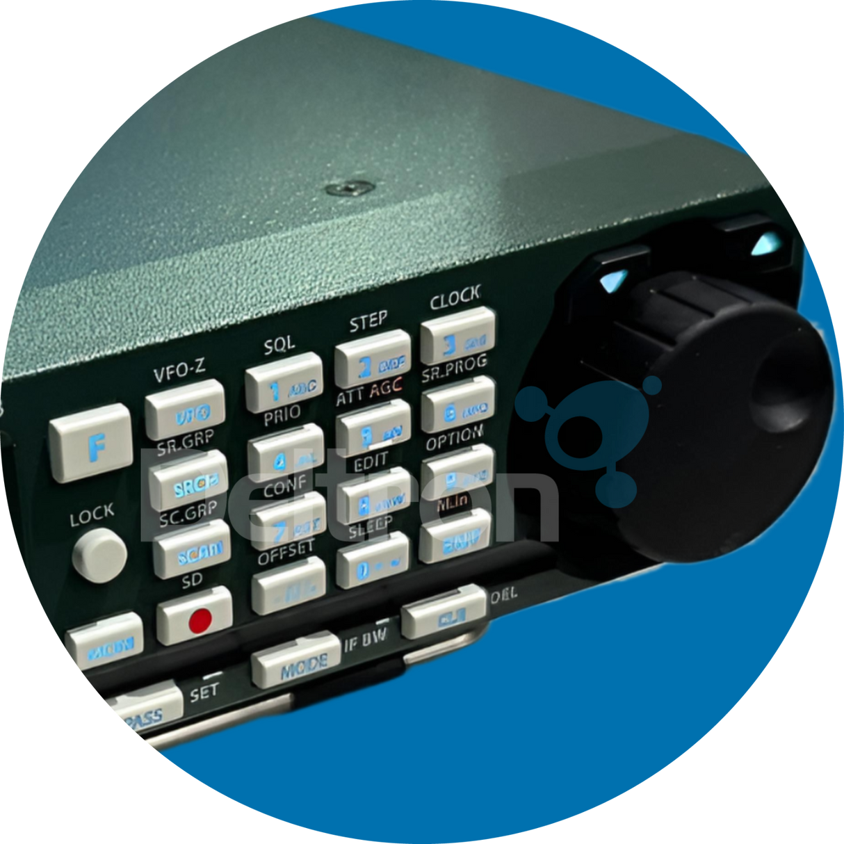 Detailfoto toetsenbord en knoppen op de neiuwe AOR AR-DV3 digitale basis scanner