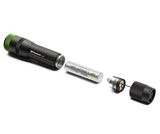 Batterijhouder met afsluitdoppen van de GP CR42 zaklamp die oplaadbaar is via meegeleverde USB kabel