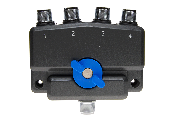 K-PO AV-SW-N-0M4N 4-weg antenne switch met N-Female ingang connector en vier N-Female uitgang connector