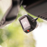 Midland Street Guardian One gemonteerd aan de voorruit van een auto