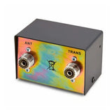 Achterzijde Moonraker SWR-100 SWR en Watt meter met twee SO239 (UHF-Female) aansluitingen