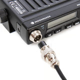 Aansluiting handmicrofoon aan Moonraker Micro-II 27MC CB transceiver