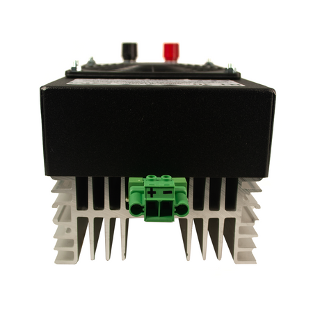 Voorzijde RM RT-30 DC-DC converter 24V-12V