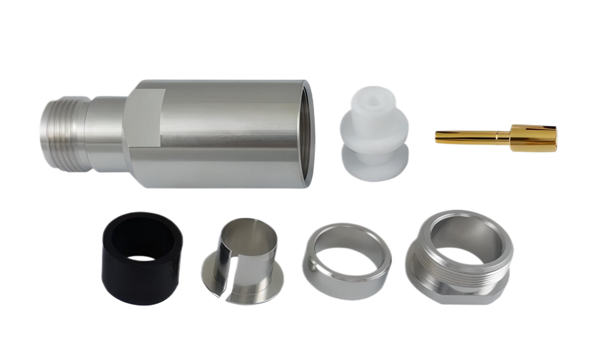 Detail foto van de SSB 7413 adapter van N-Female naar N-Male