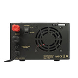 Achterkant van de Sadelta SPS-5055 elektronische voeding met daarop de ventilator, voltage knop, voedingskabel en aansluitingen