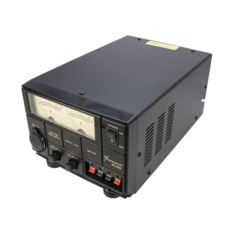 Bovenkant van de Sadelta SPS-5055 power supply met analoge meters