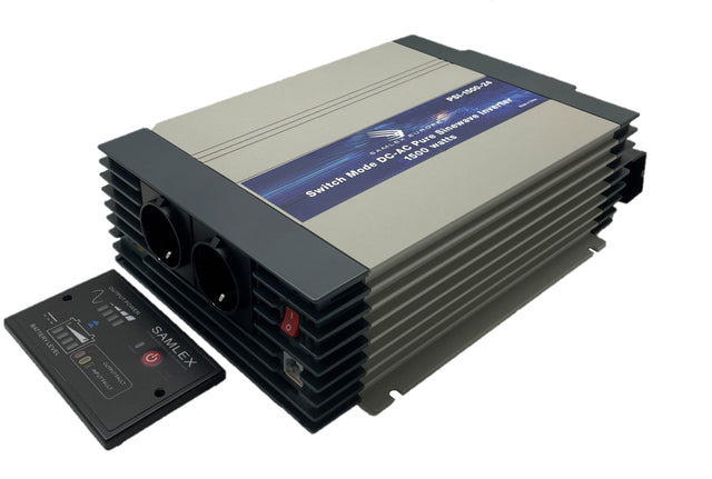 Samlex PSI-1500-12 omvormer die 12 volt gelijkspanning om zet naar een zuivere sinusvormige 230V wisselspanning