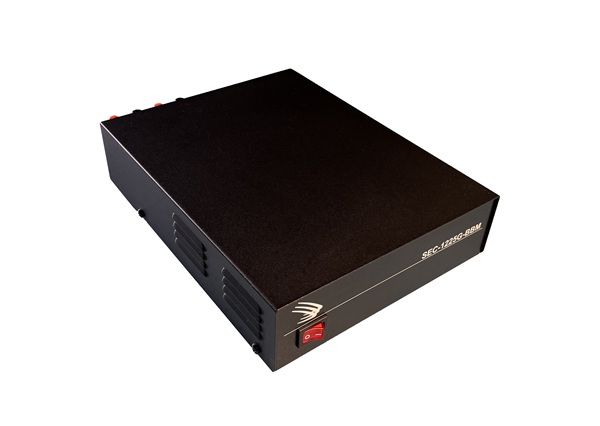 Voorzijde Samlex SEC-1225G-BBM 13.8V voeding met ingebouwde batterij backup module