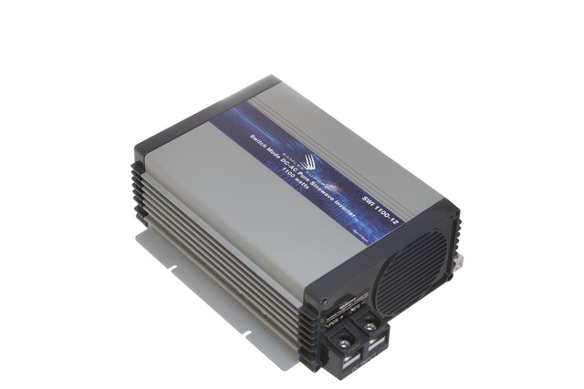 Samlex SWI 1100-12 een 12 volt omvormer die een maximaal vermogen levert van 1100 watt