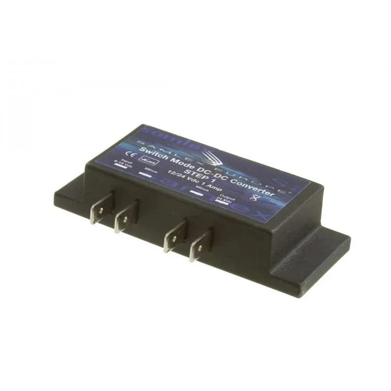 Samlex Step 1 converter die 12 volt gelijkspanning omzet naar stabiele 24 volt spanning
