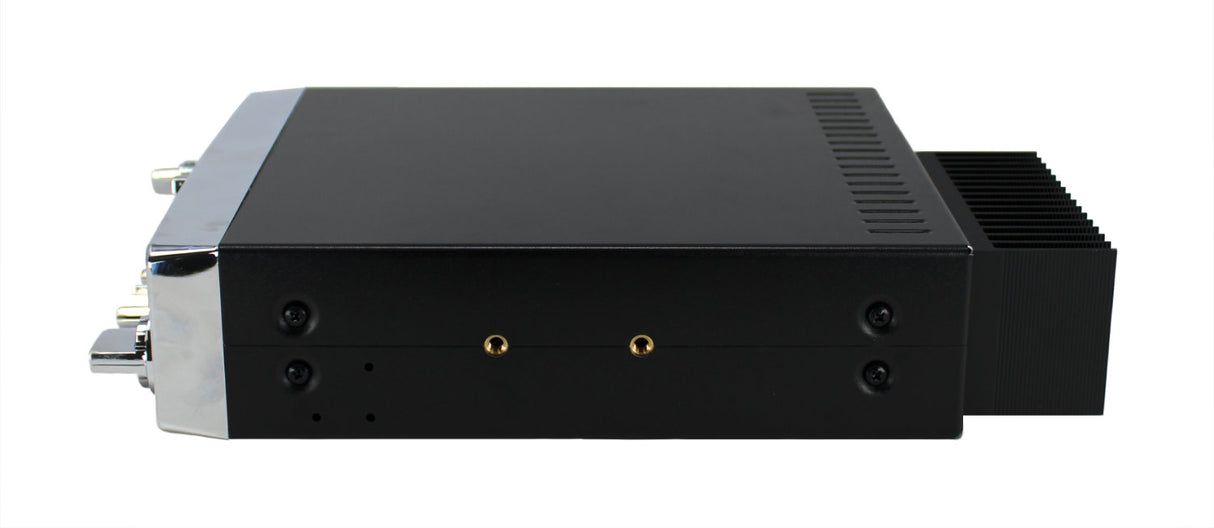 Zijkant van de Stryker SR-955HPC 10M transceiver