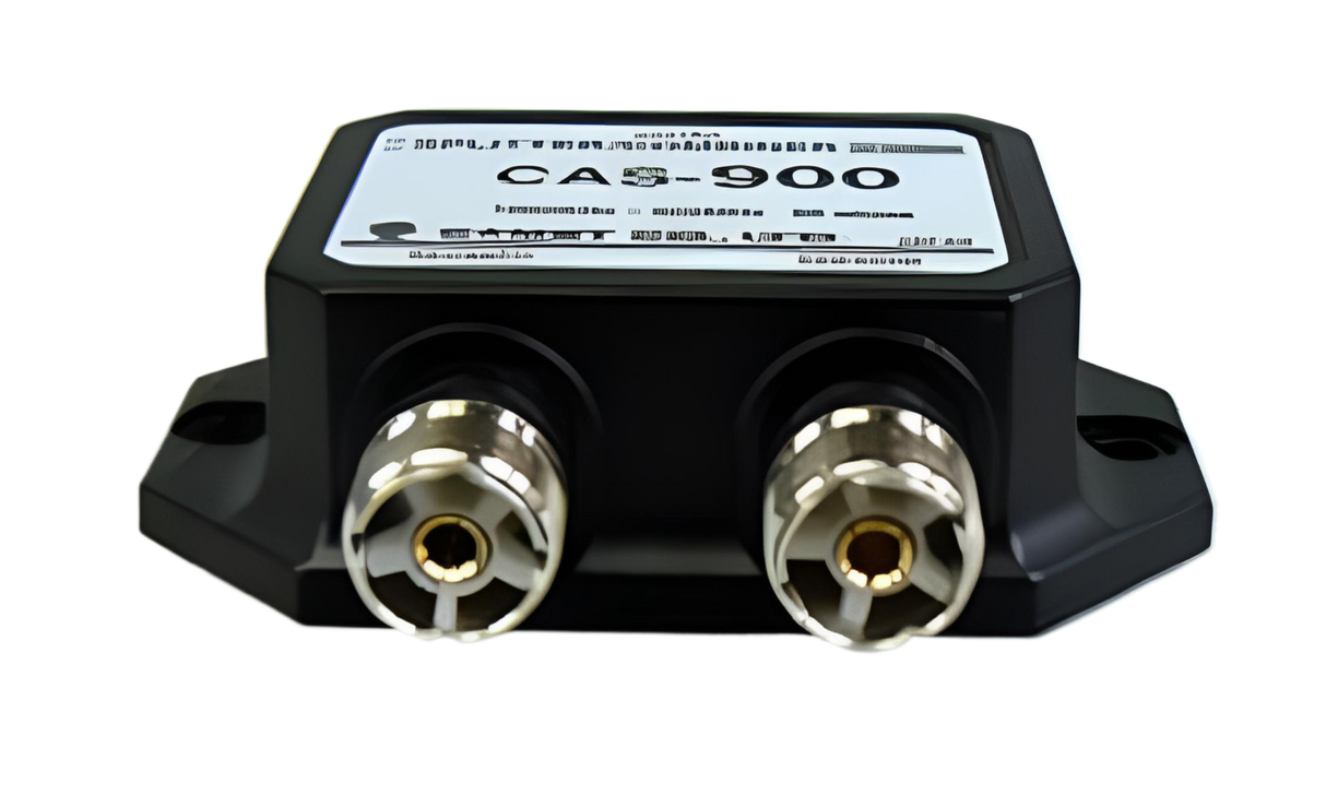 Close-up voorzijde van de Comet CAS-900 antennesplitter met twee SO-239 (UHF-Female) aansluitingen