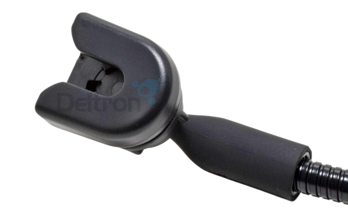 Close-up Midland C1422 microfoon houder voorzien van 2 usb-poorten en een 12V sigaretaansteker aansluiting