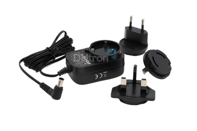 Whistler AC-adapterset voor Whistler TRX-2 scanners met EU en UK stekker