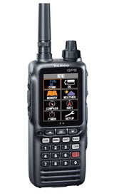 Menu op het grote displa van de Yaesu FTA-850AA airband transceiver met Bluetooth, GPS, ILS en meer